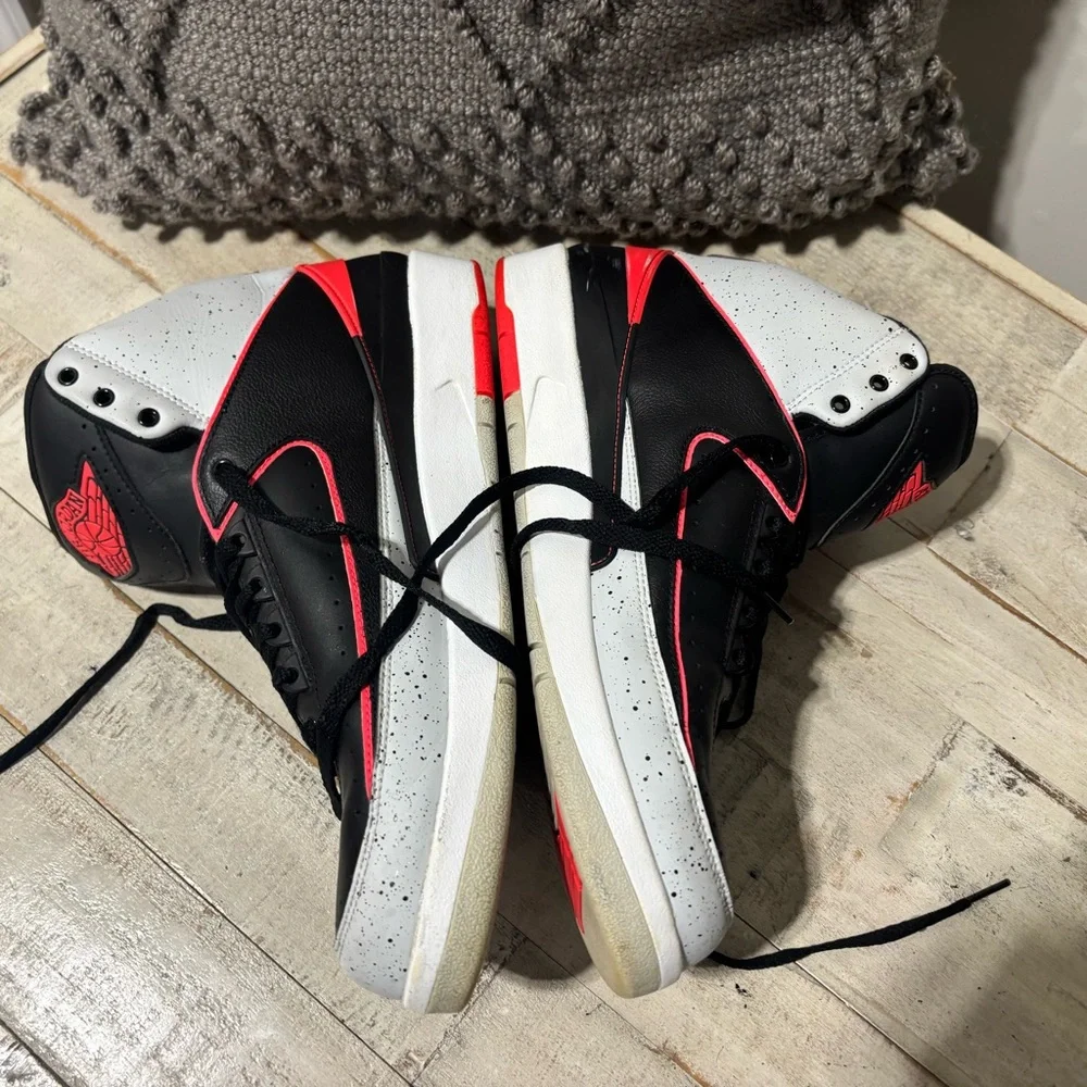 Nike excellent condo