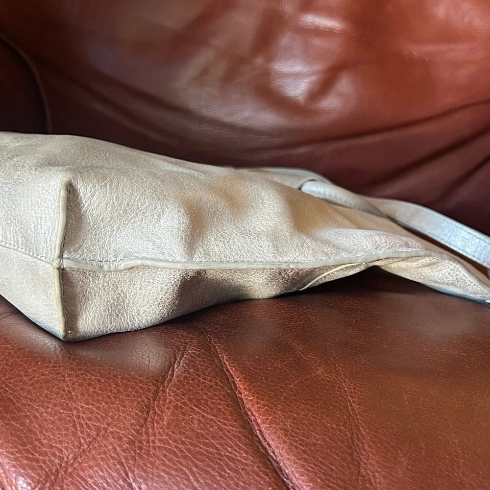 Hobo International Sheila Tote
