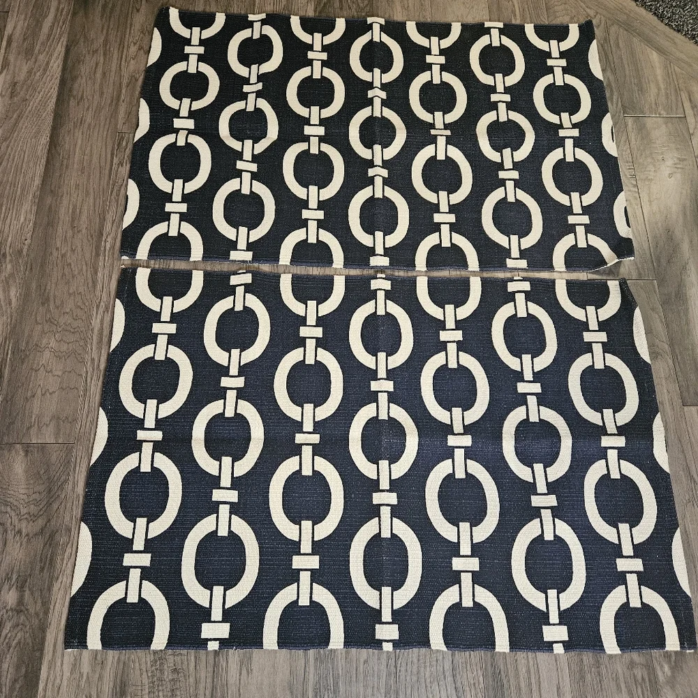 NWT Nautical Chain Link Trellis Cotton Accent Rug in Navy & Cream - 2 x 3