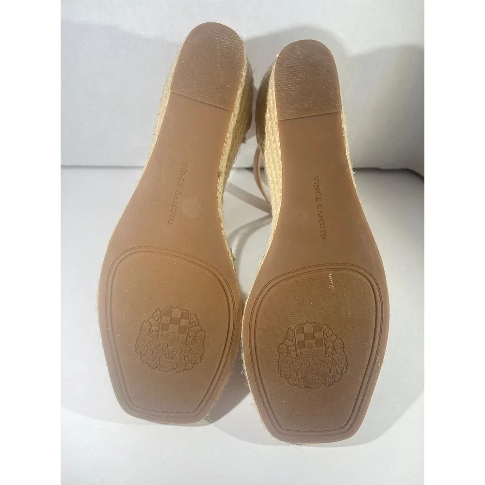 Vince Camuto vince camuto