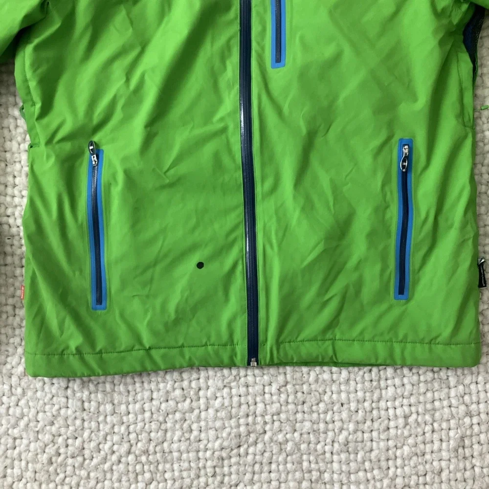 Helly Hansen great missing