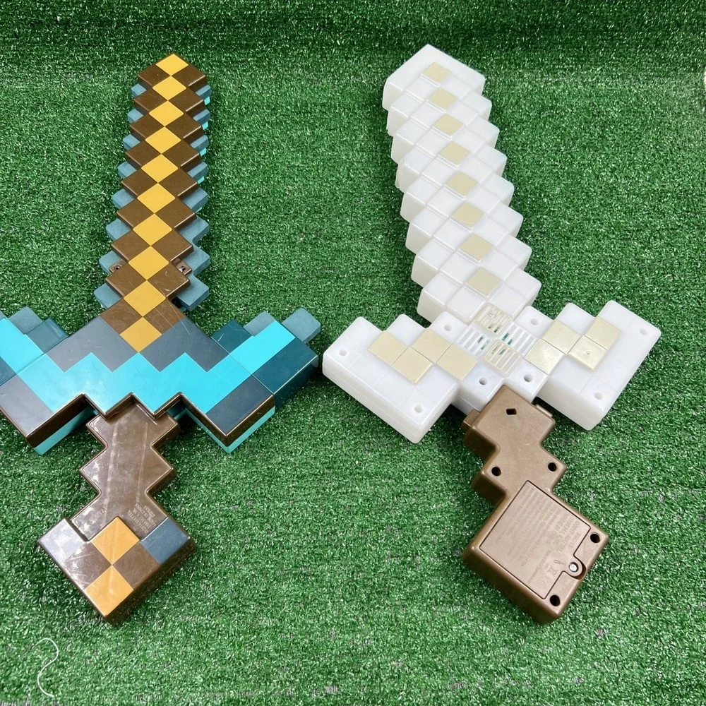 Minecraft Lot Of 2‎ Diamond Swords Pickaxe & Lightup & Sounds Sword See Pictures