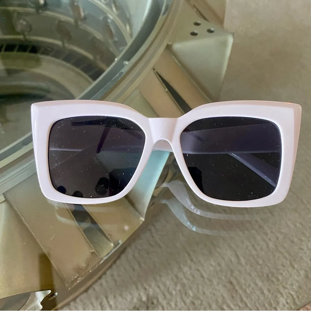 Stylish Sunglasses Set in Various Colors