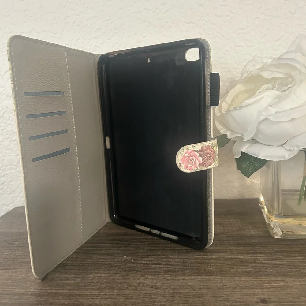Floral Print Tablet Case