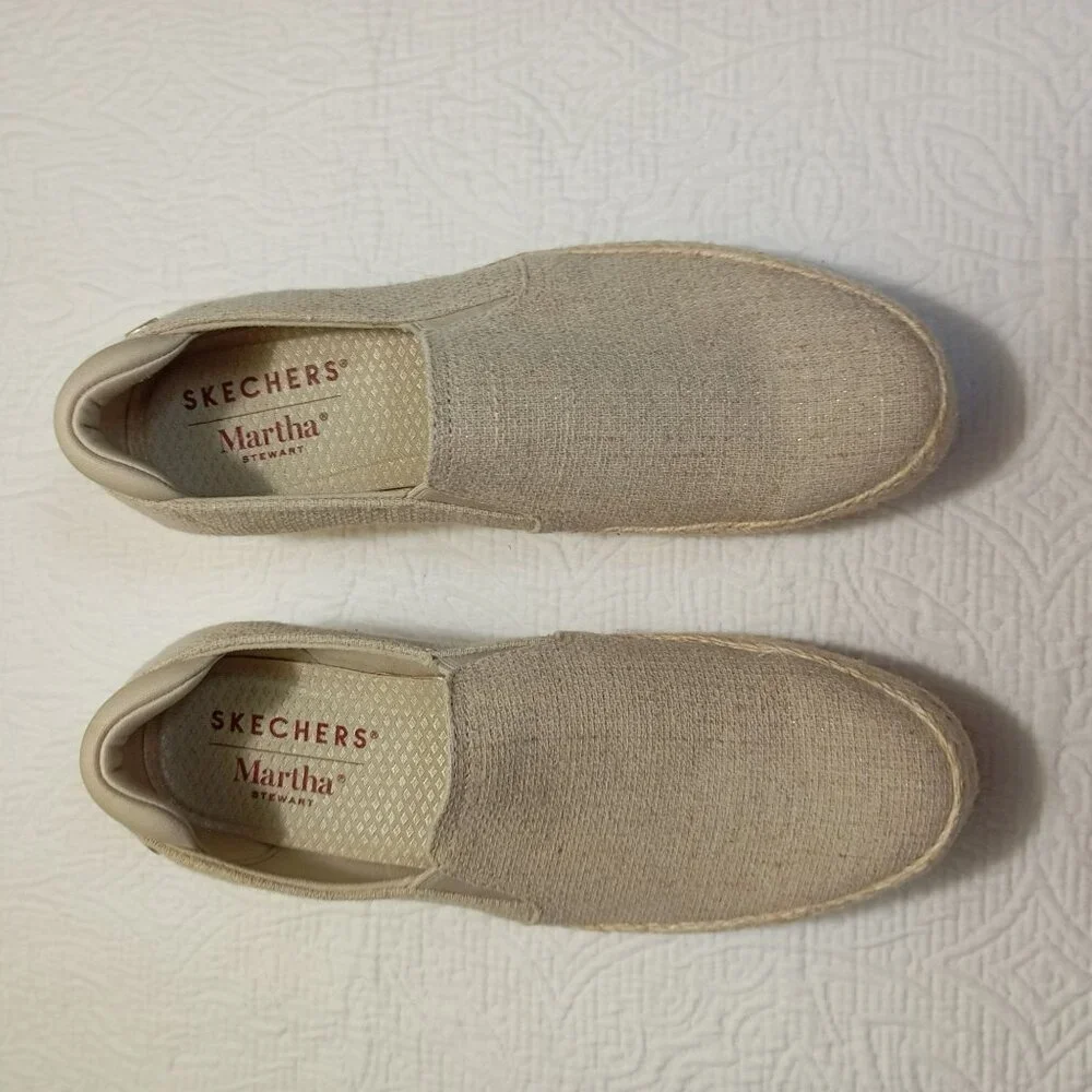 Skechers used good