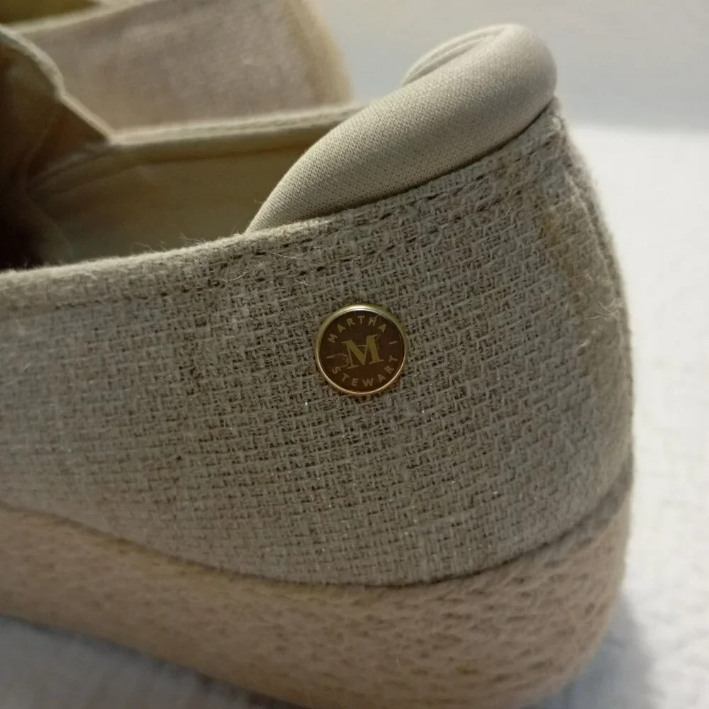Skechers used good