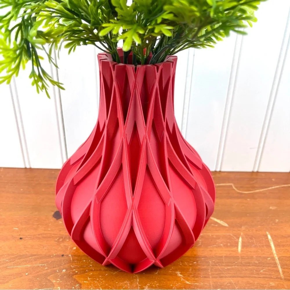 Hand Crafted introducing avoi