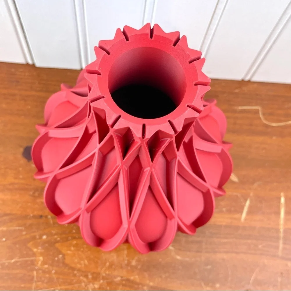 Hand Crafted introducing avoi