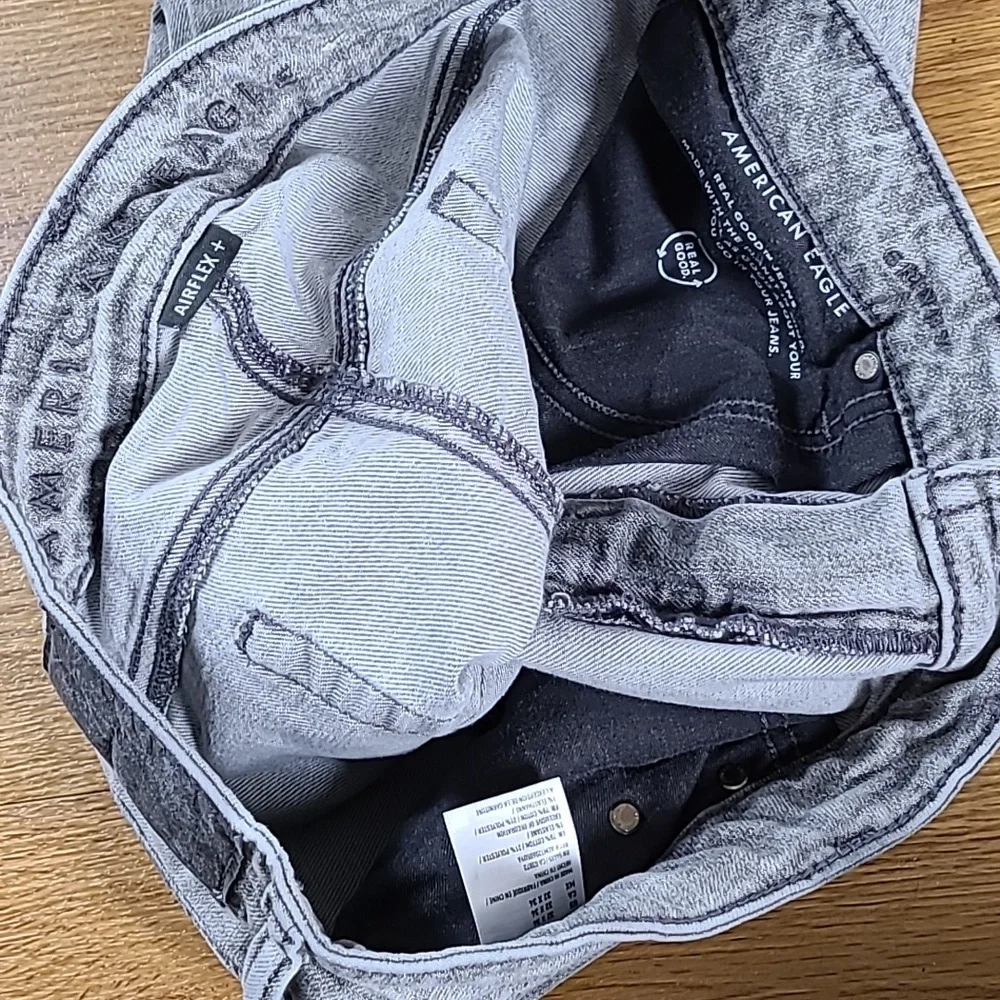 American Eagle By Payless item# size