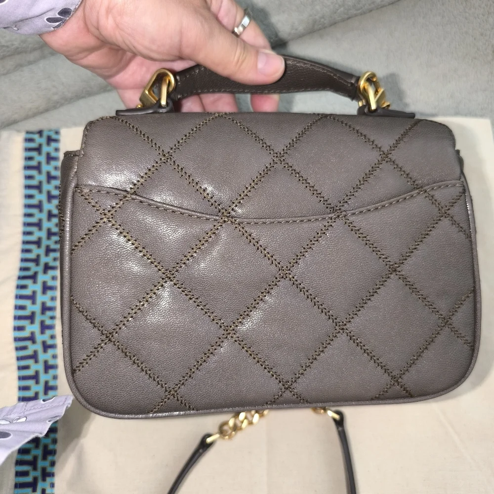 Tory Burch mini cute easily