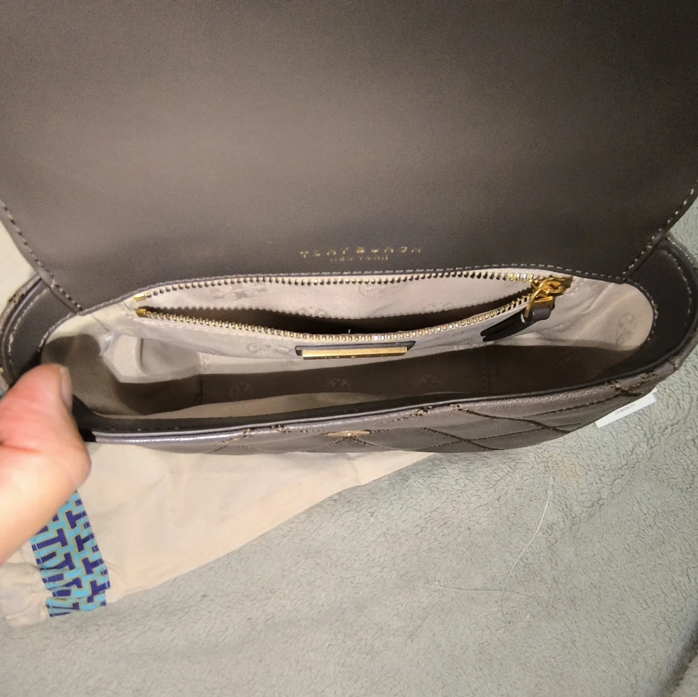 Tory Burch leather cute