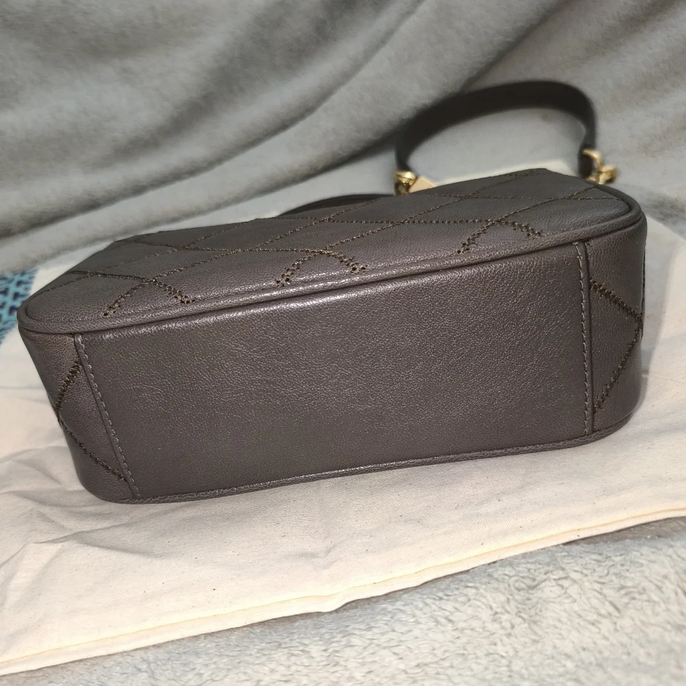 Tory Burch 5”lx2 bnwt it