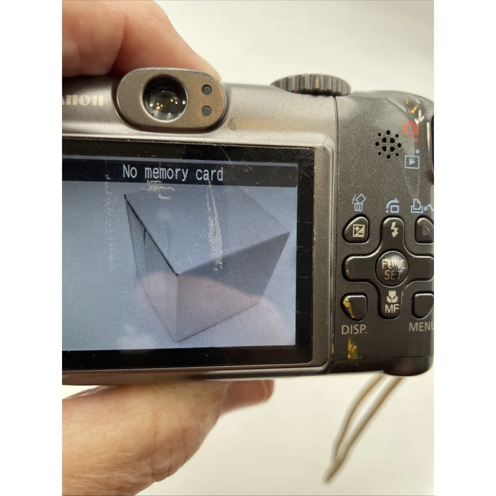Canon powershot a590