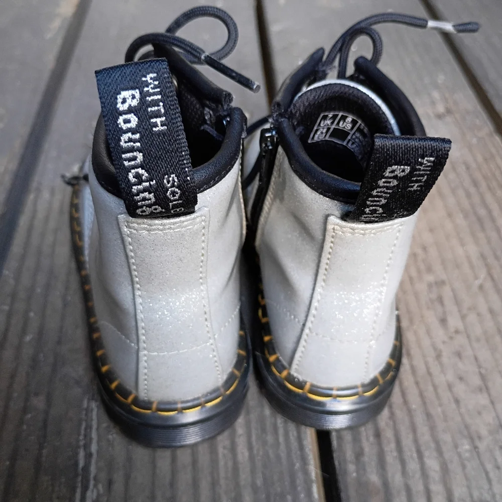 Dr. Martens silver glitter