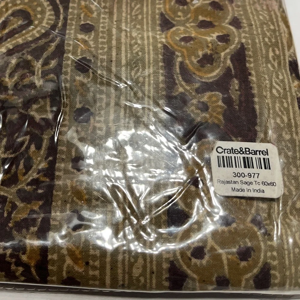 Crate&Barrel never used