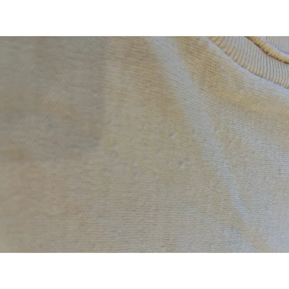 Le Tigre neck wear look