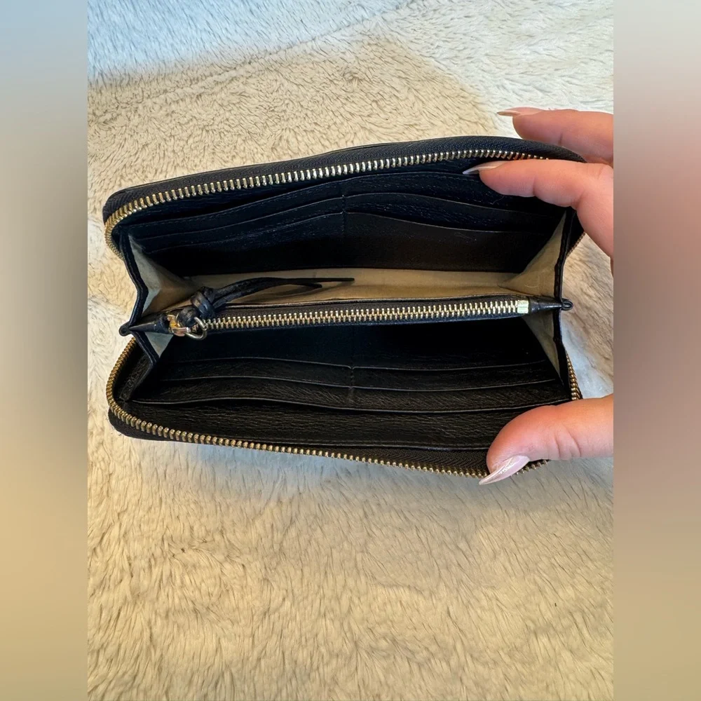 CHLOE Lily Continental Leather Bow Zip Wallet in Black - EUC