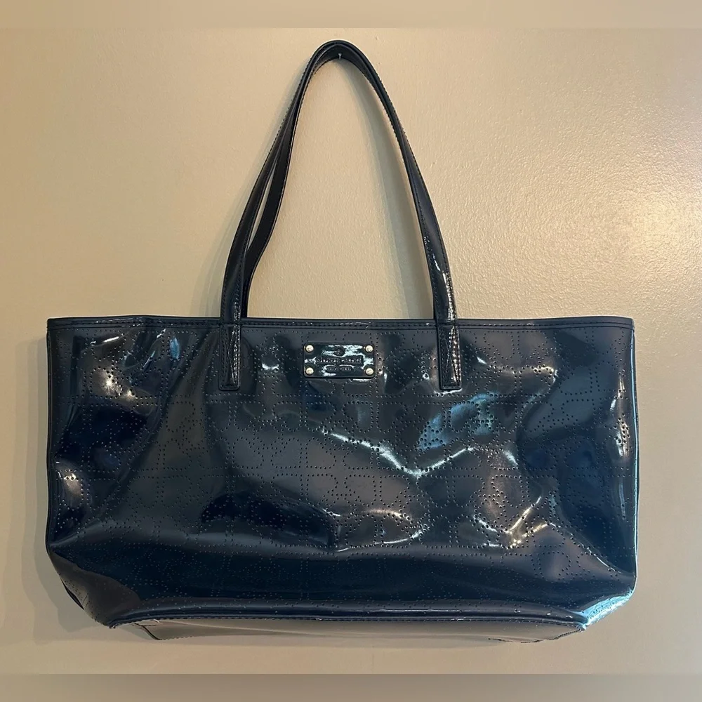 Kate Spade‎ Ladies Heart Pattern Black Patent Large Harmony Metro Tote