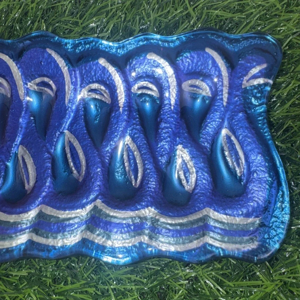 Unmarked beautiful fused