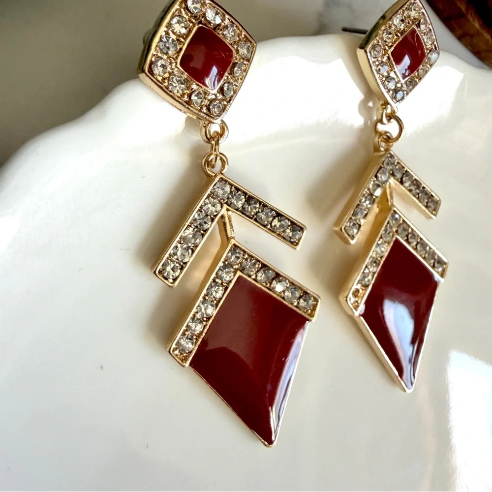 3/$22🩶 FLAWED Gold Dark Red Art Deco Earrings Geo Rhinestone Vintage Style