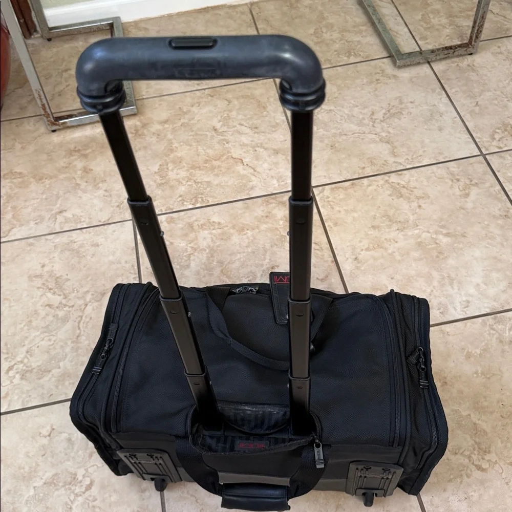TUMI alpha large