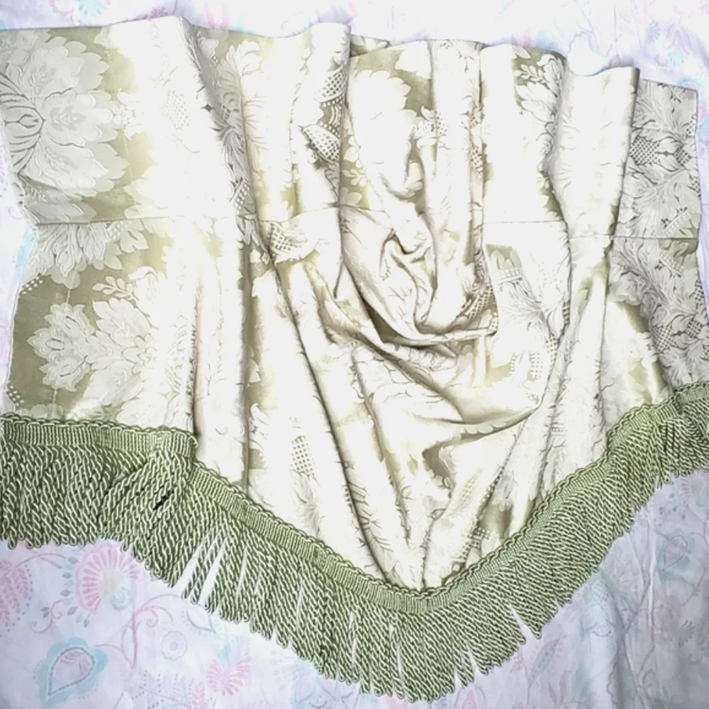 2 Beautiful Green Jacquard Valances w/ Heavy Trim
