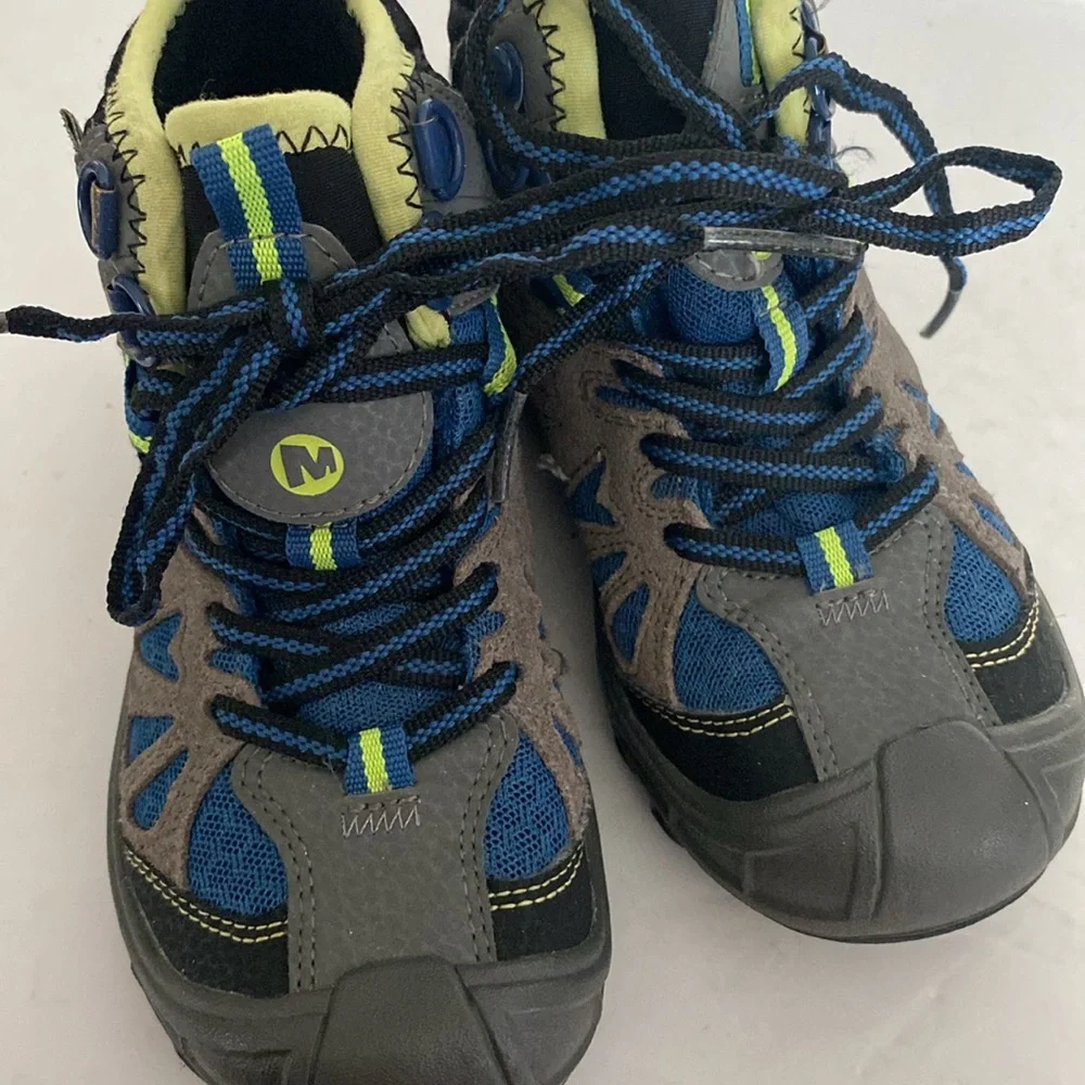 Merrell Kids Outdoor Adventure Apra Mid WTPF Boots- Green and Gray