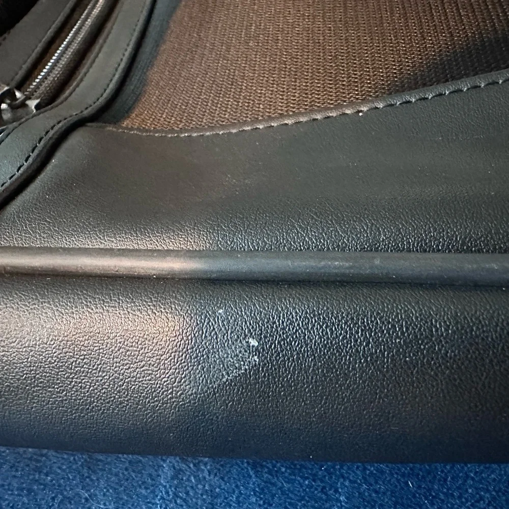 Kenneth Cole Reaction Black Laptop Bag