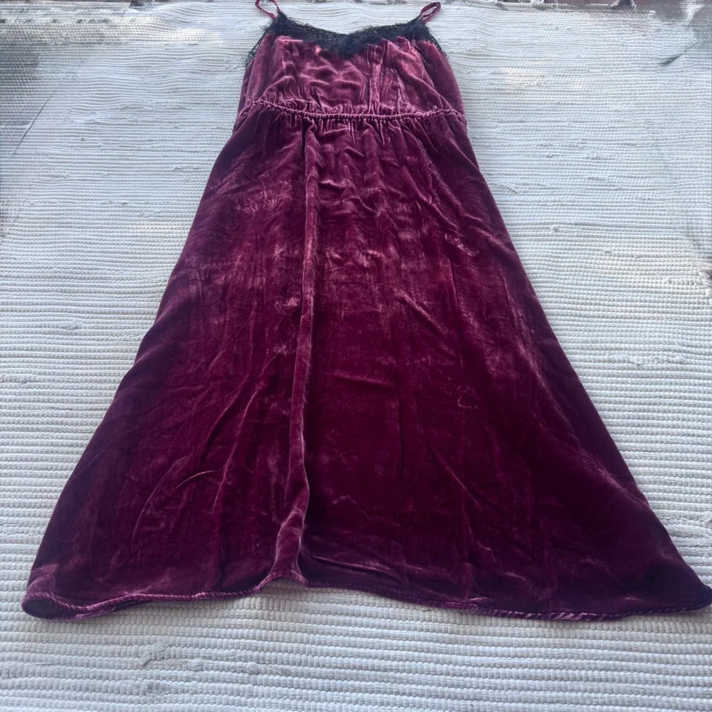 Sundance beautiful velvet