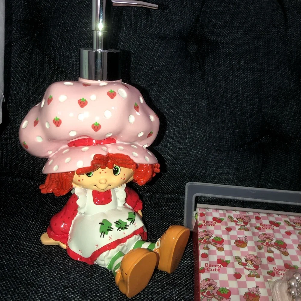 Strawberry Shortcake vintage strawberry