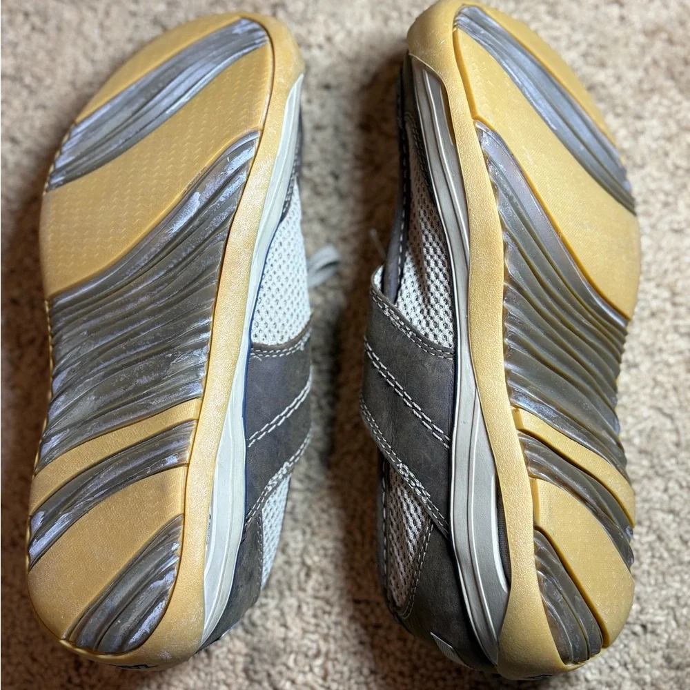 Teva casual boat