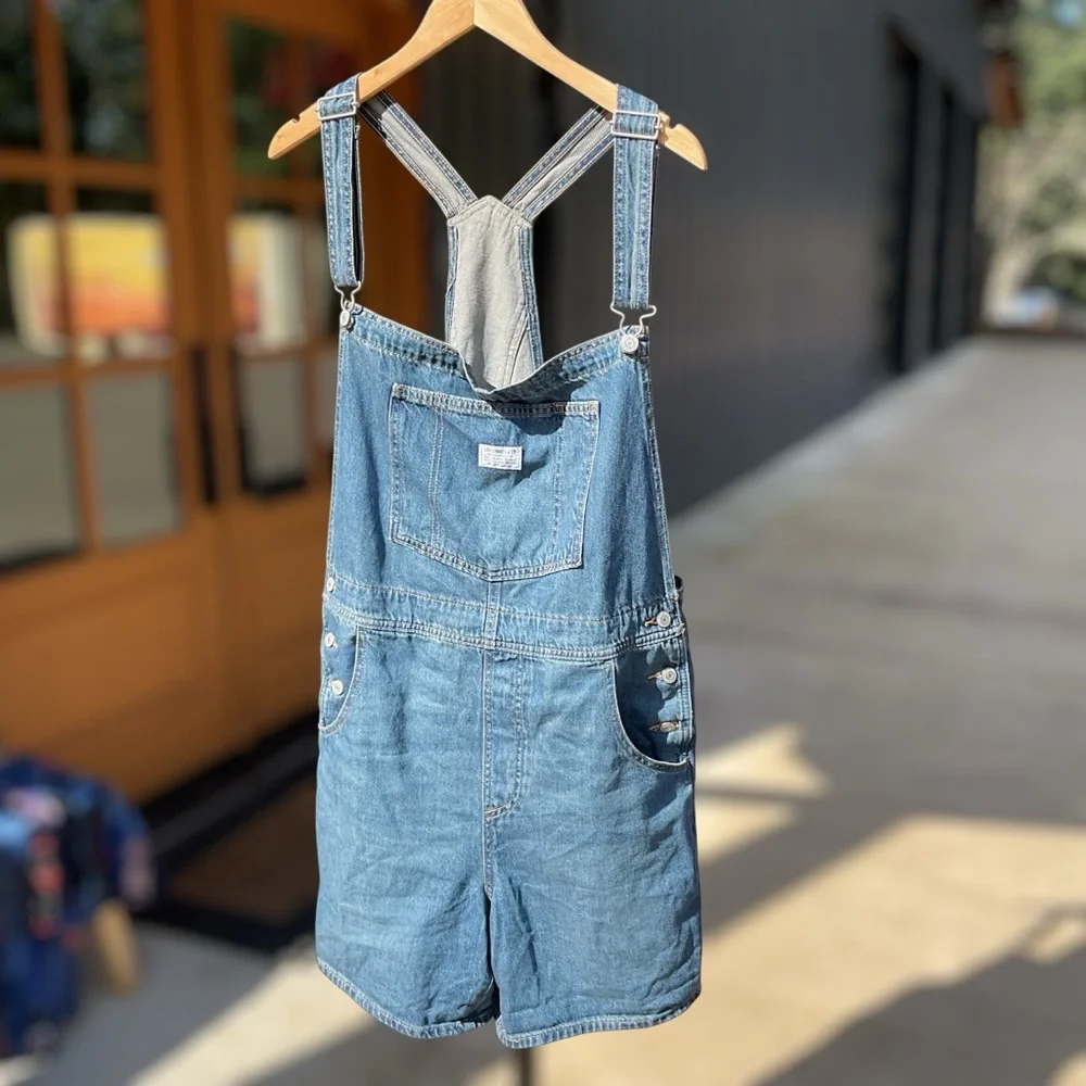 Levis classic blue