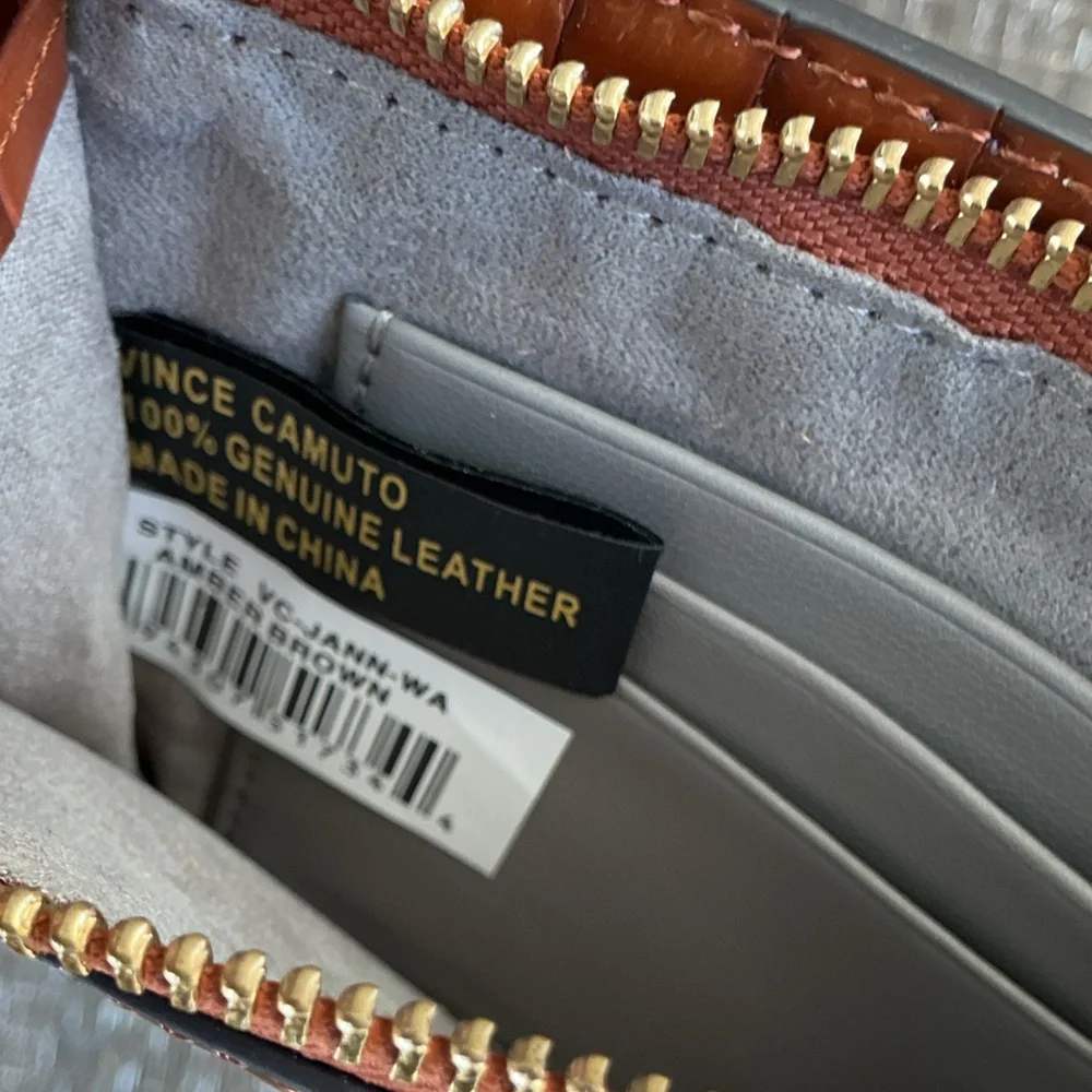 Vince Camuto vince camuto