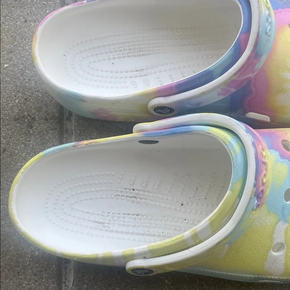 CROCS comfortable slip