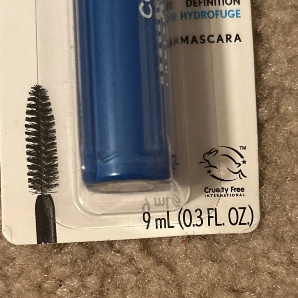 New COVERGIRL Professional 3-in-1 Waterproof Mascara, Very Black 225-0.3 Fl Oz