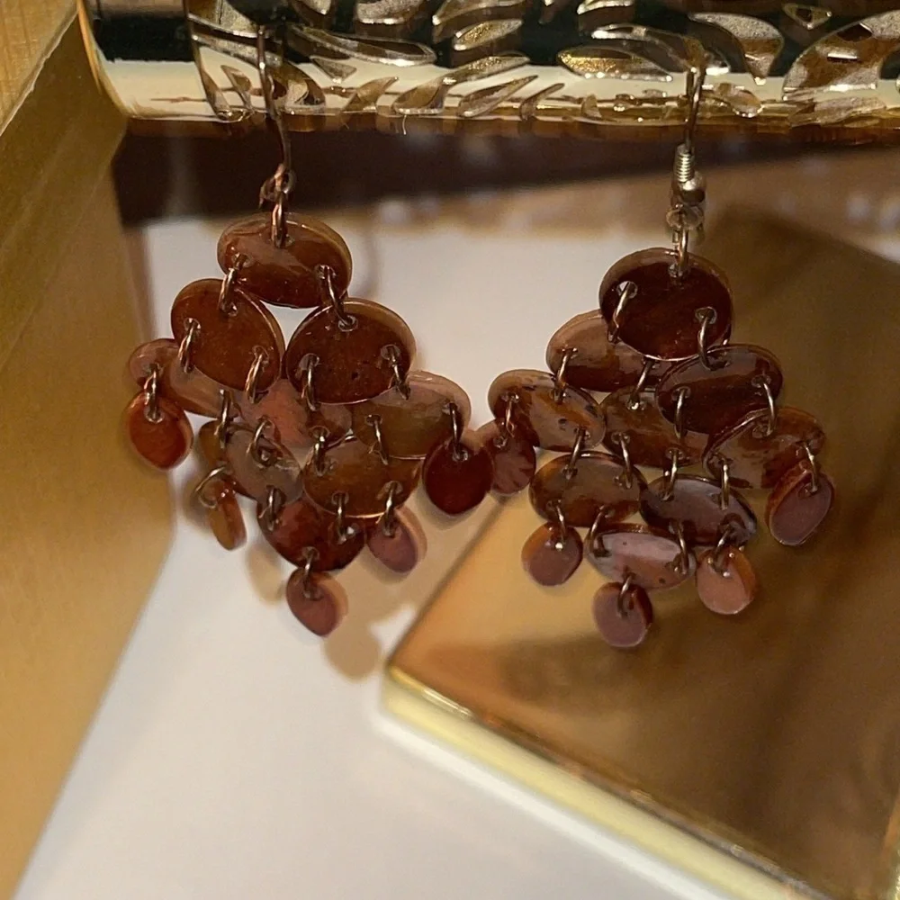 unbranded very lacquer