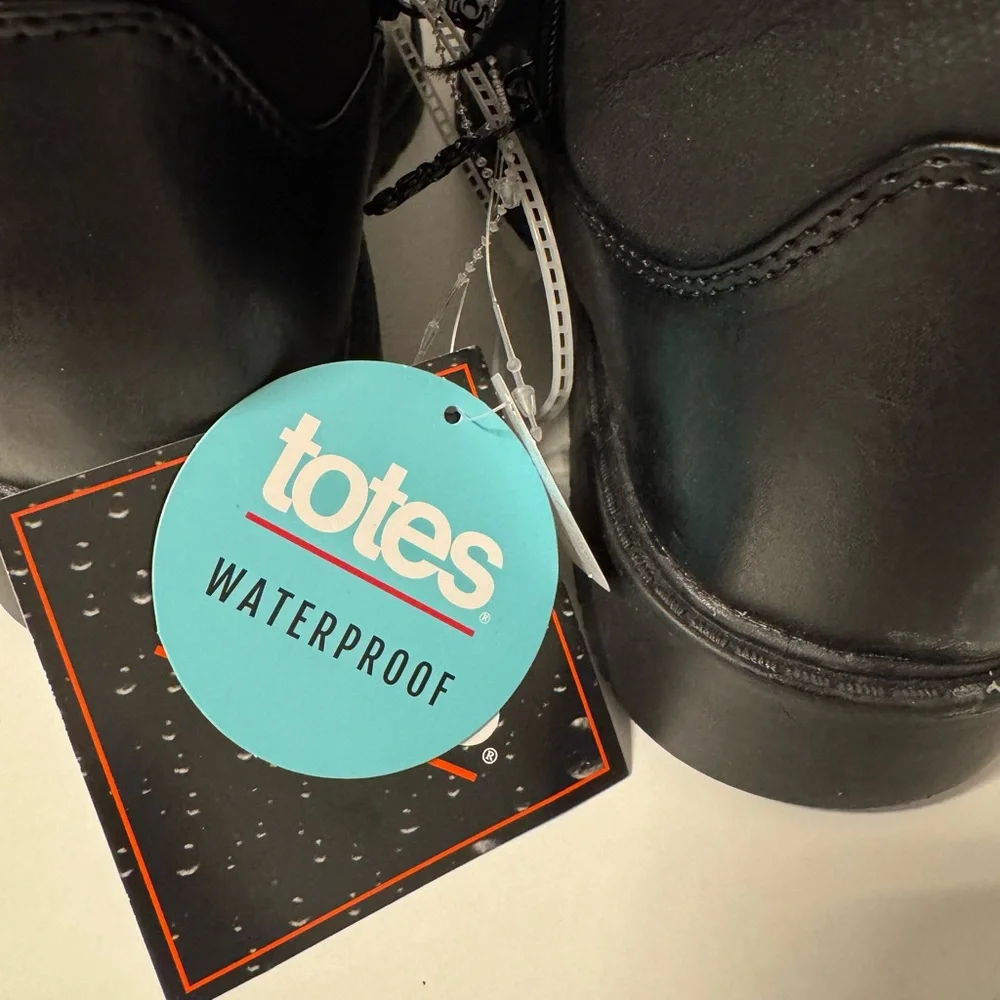 totes wet textured traction