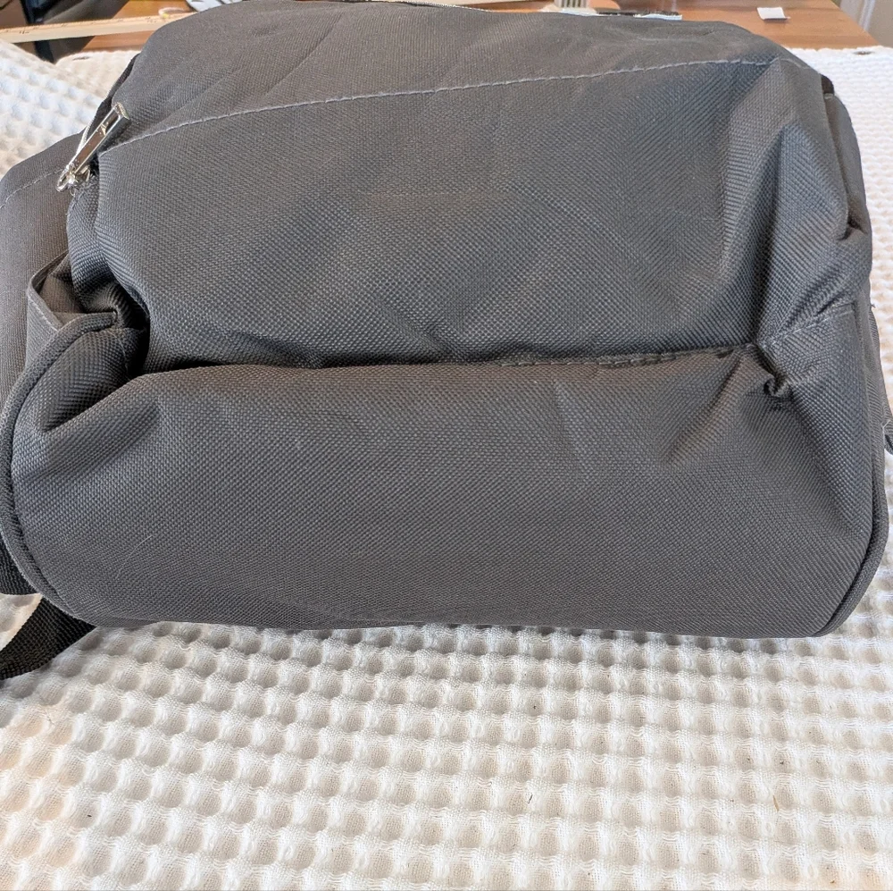gray insulated