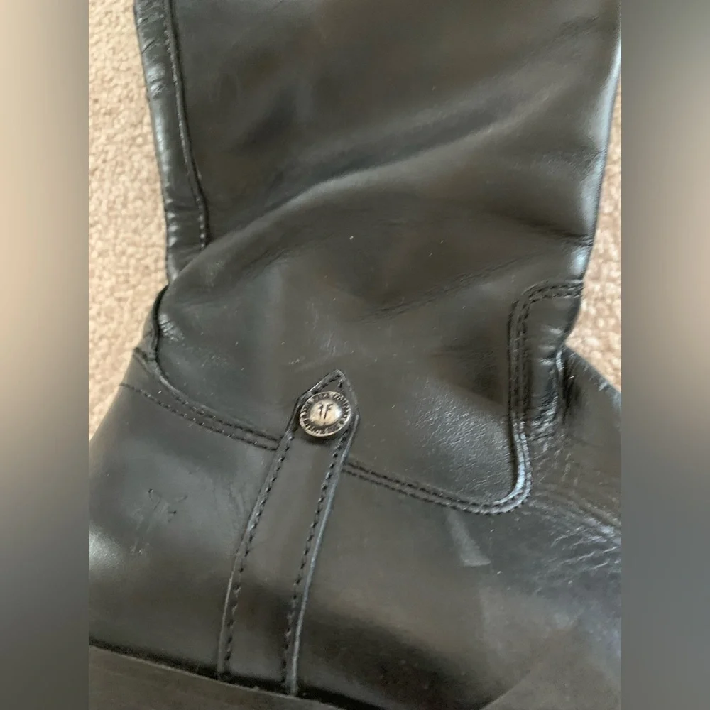 Frye melissa button