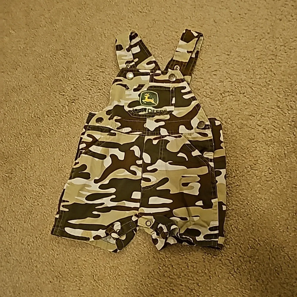 John Deere overalls‎