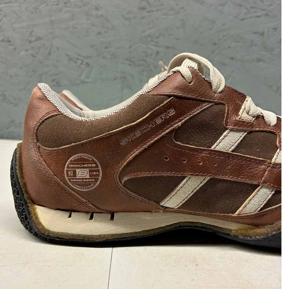 Skechers brand style