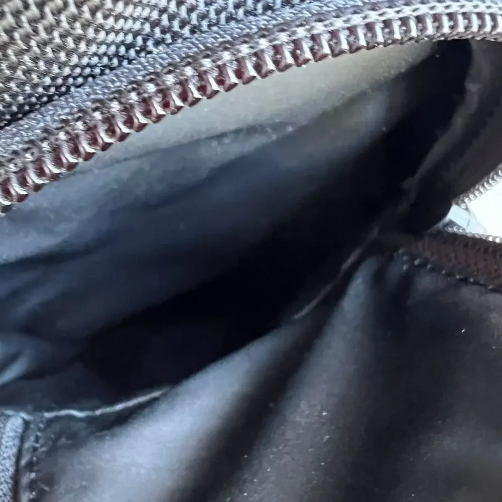 Tumi bottom other hangtag