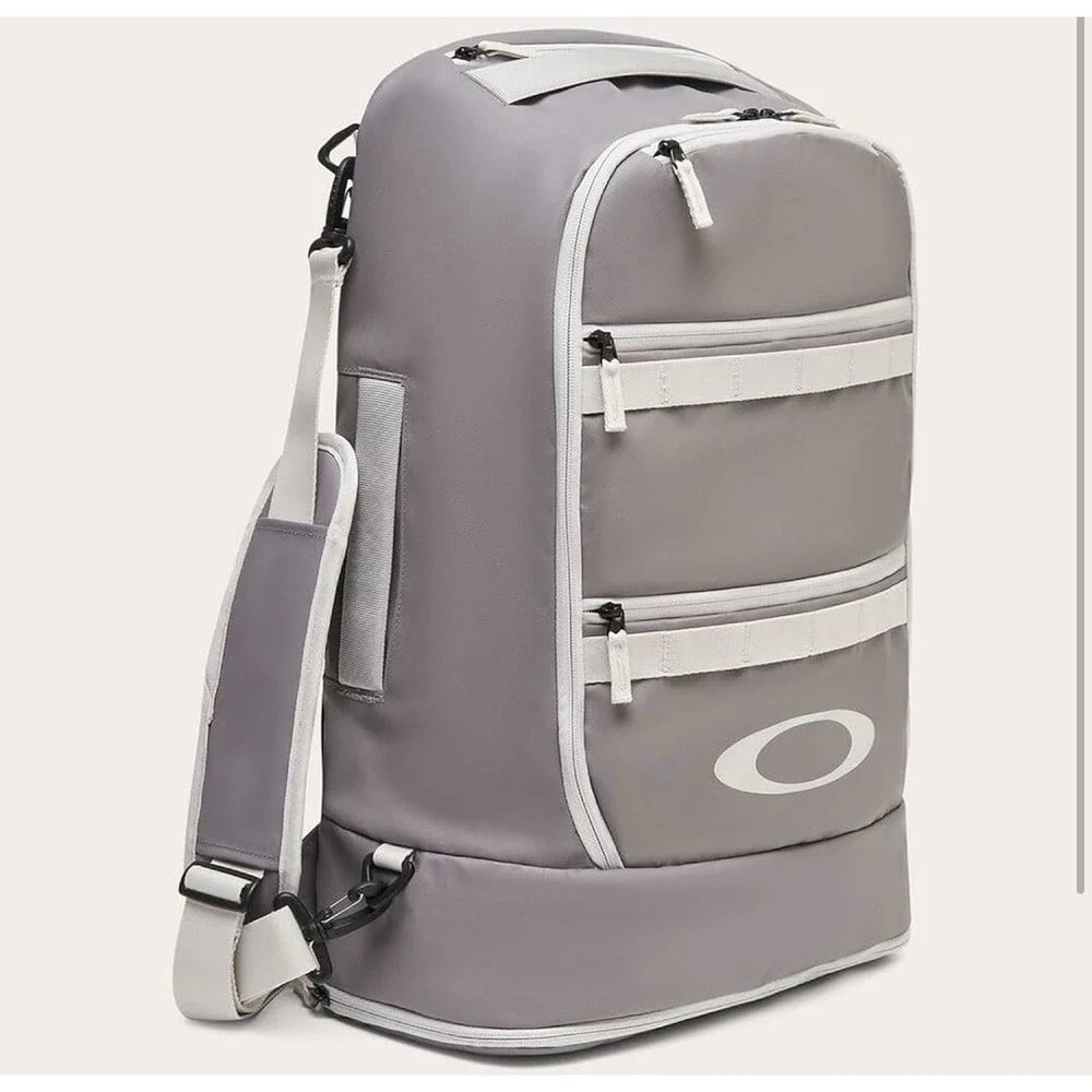 Oakley Rover‎ Convertible Bag, New With tags, MSRP $185, Storm Front, Unisex