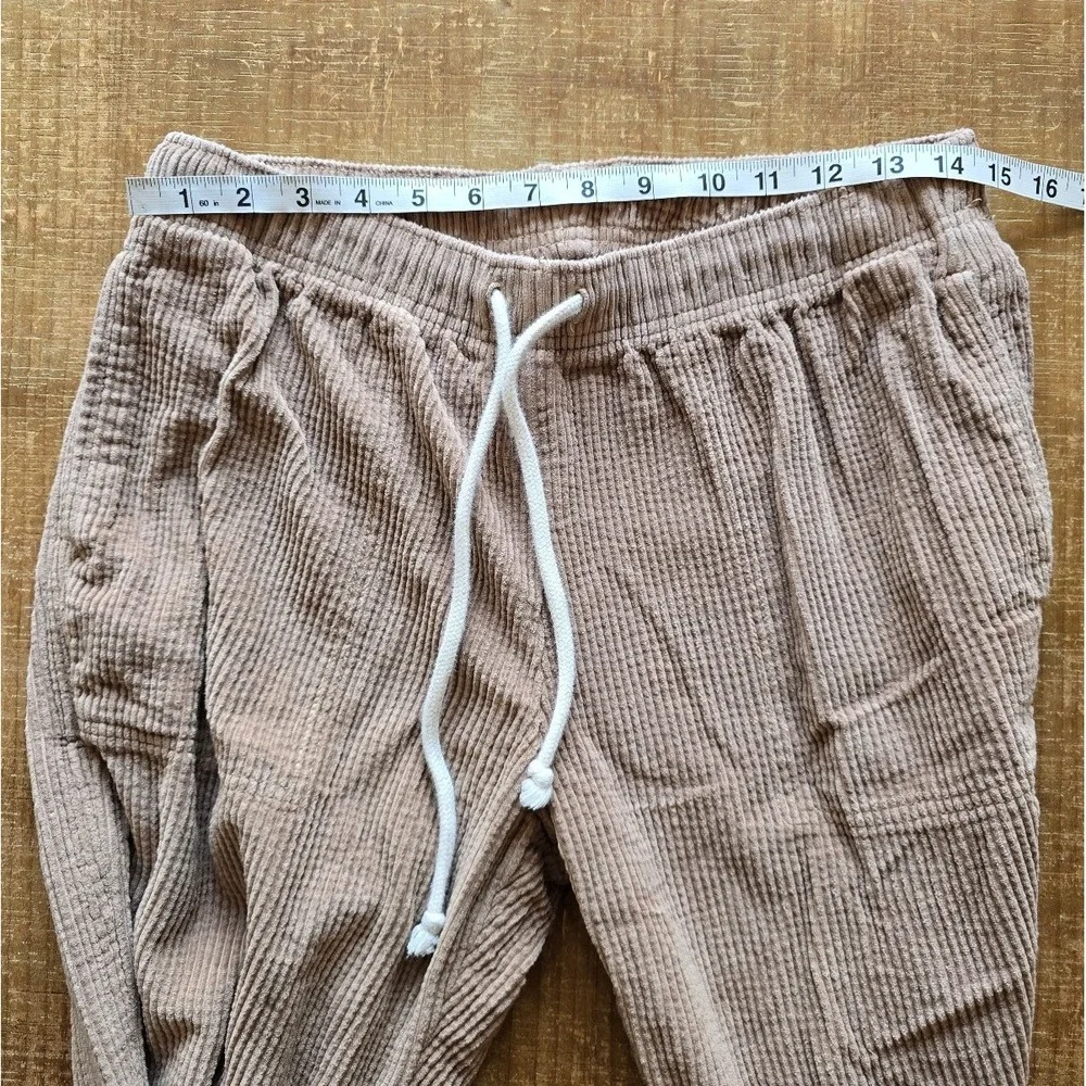 aerie pockets measurements