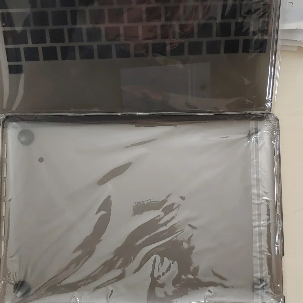 N/A laptop protective