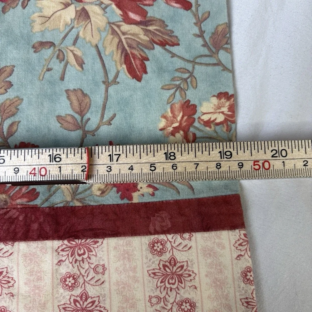 Country Cottage décor background fabrics