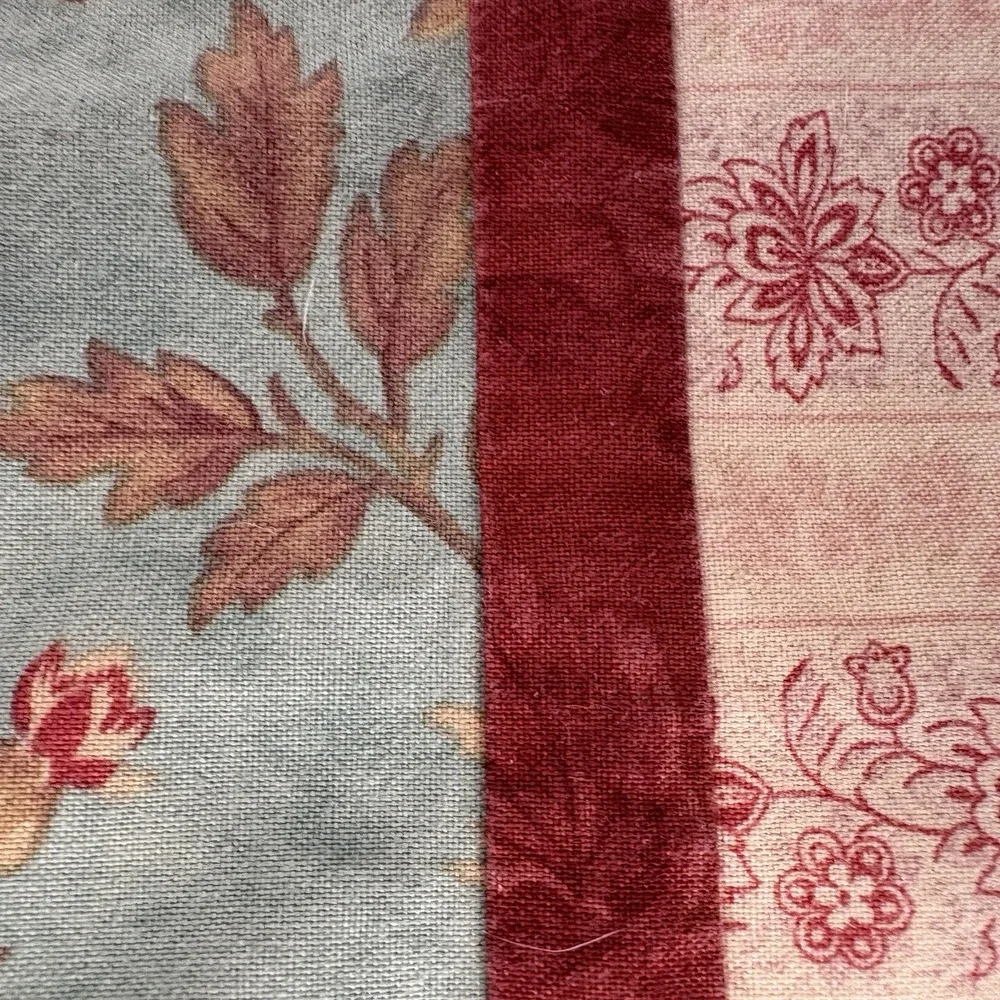 Country Cottage body tan teal