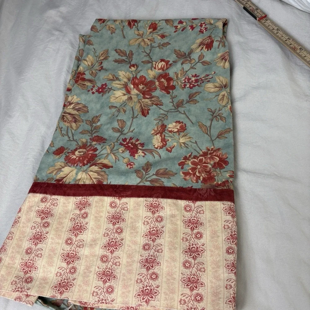 Country Cottage trim roses aesthetic