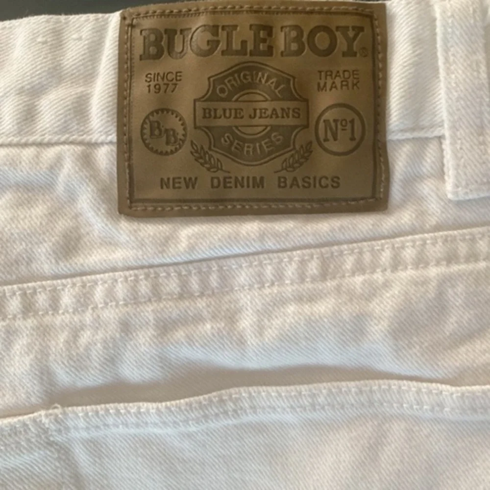 Bugle Boy excellent shorts