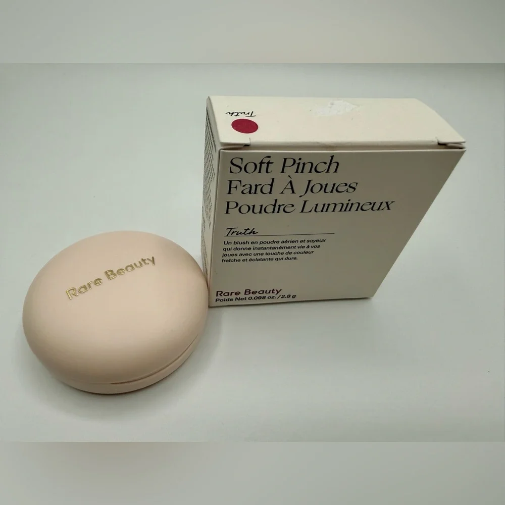 Rare Beauty free luminous pinch